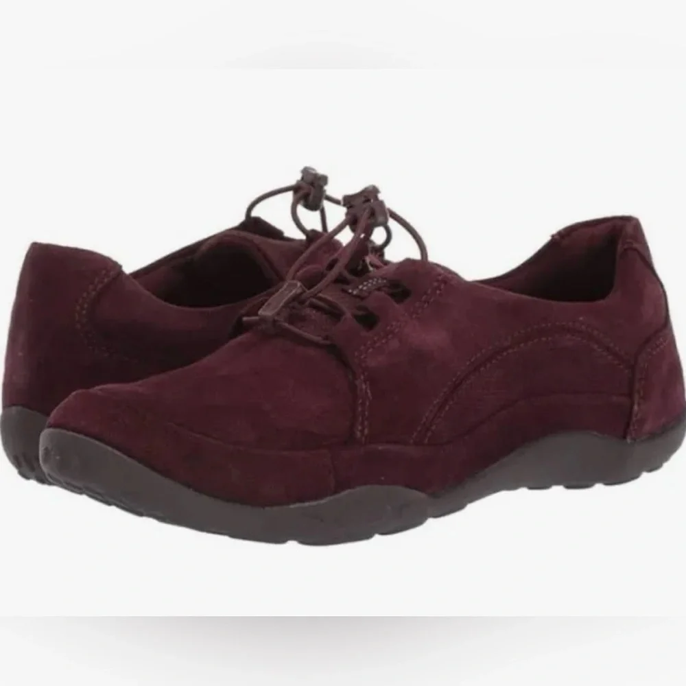 Clark’s Women’s‎ Ultra Comfort Haley Rhea Burgundy Suede Sneakers Size 6M